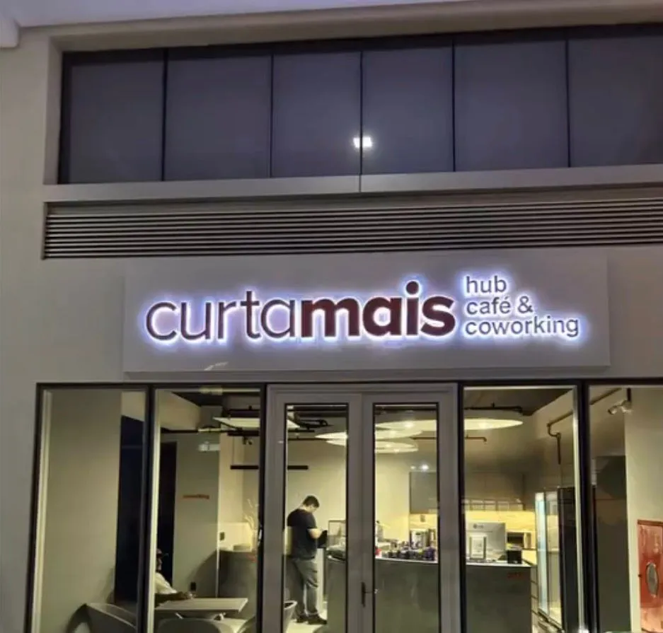 Letras Retroiluminadas